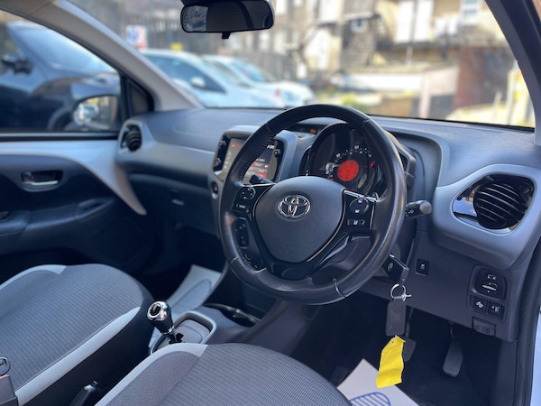 Used Toyota AYGO 2021 for sale - 76151979: Photo 14