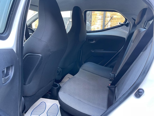 Used Toyota AYGO 2021 for sale - 76151979: Photo 18
