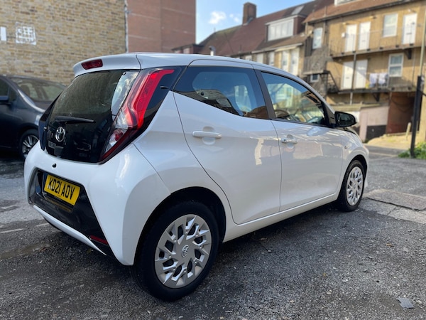 Used Toyota AYGO 2021 for sale - 76151979: Photo 7