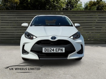 Used Toyota Yaris 2024 for sale - 79048967: Photo