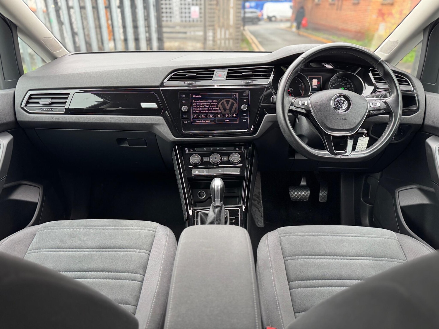 Used Volkswagen Touran 2018 for sale - 76865759: Photo 10