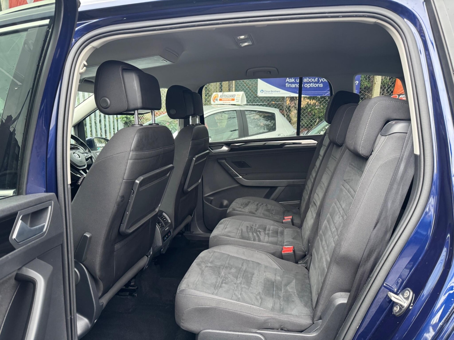 Used Volkswagen Touran 2018 for sale - 76865759: Photo 11