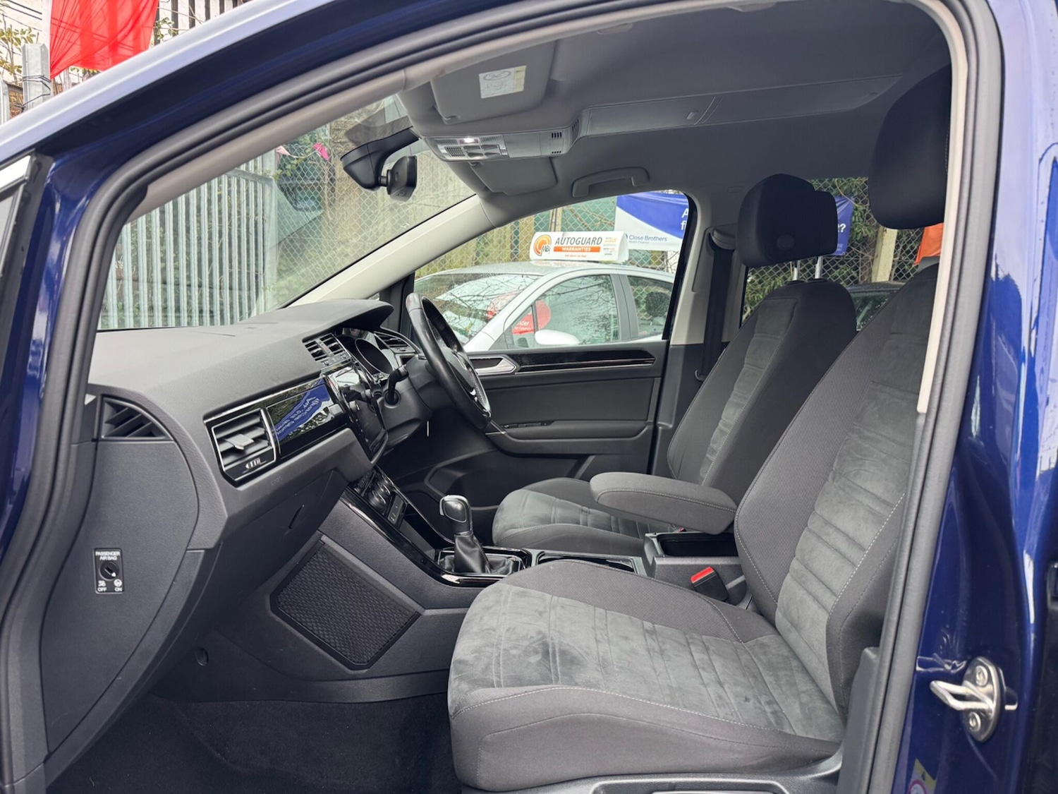 Used Volkswagen Touran 2018 for sale - 76865759: Photo 14