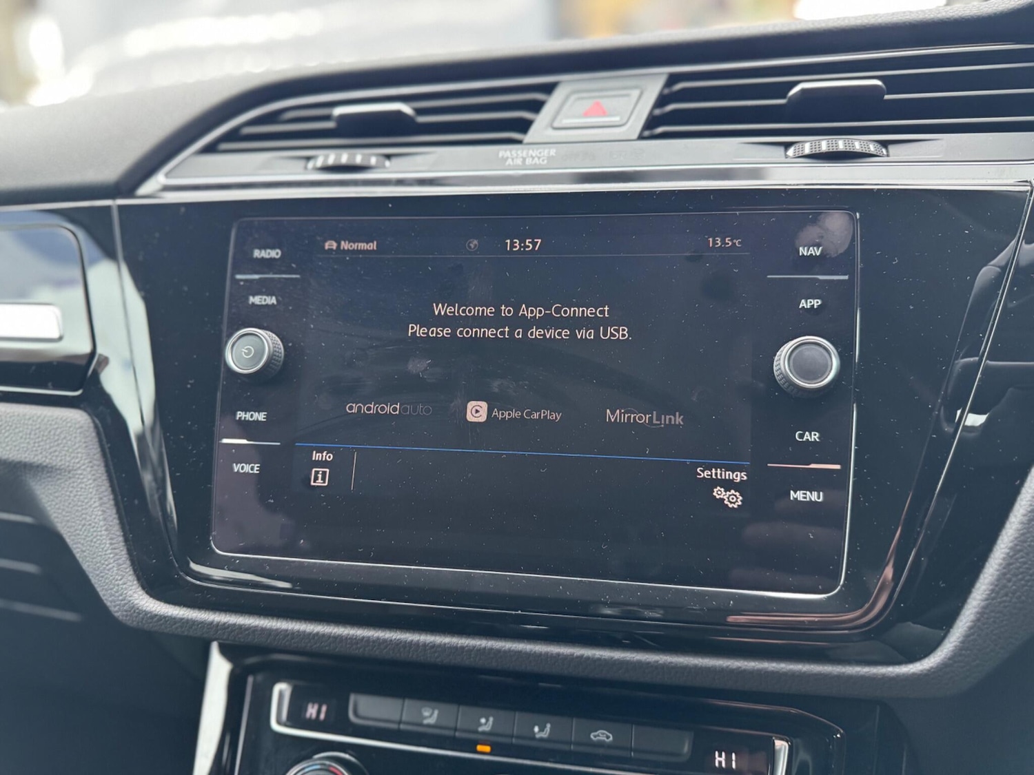 Used Volkswagen Touran 2018 for sale - 76865759: Photo 18