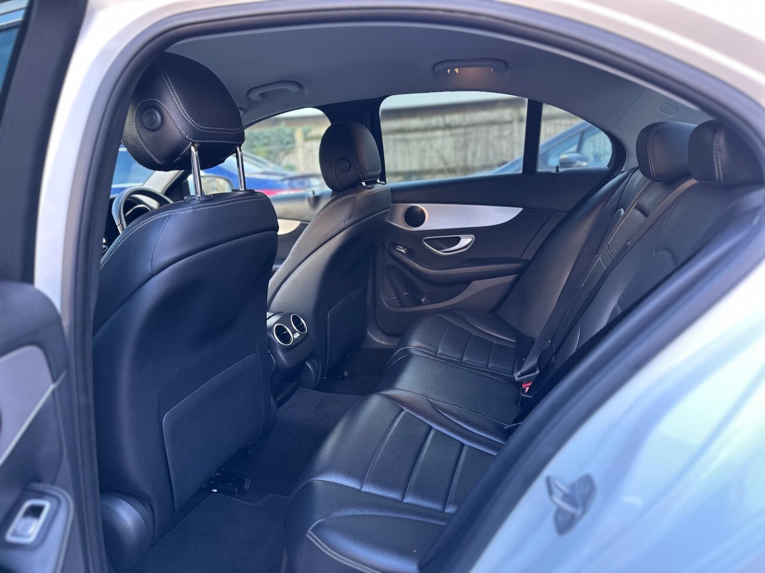 Used Mercedes-Benz C Class 2019 for sale - 77314925: Photo 17