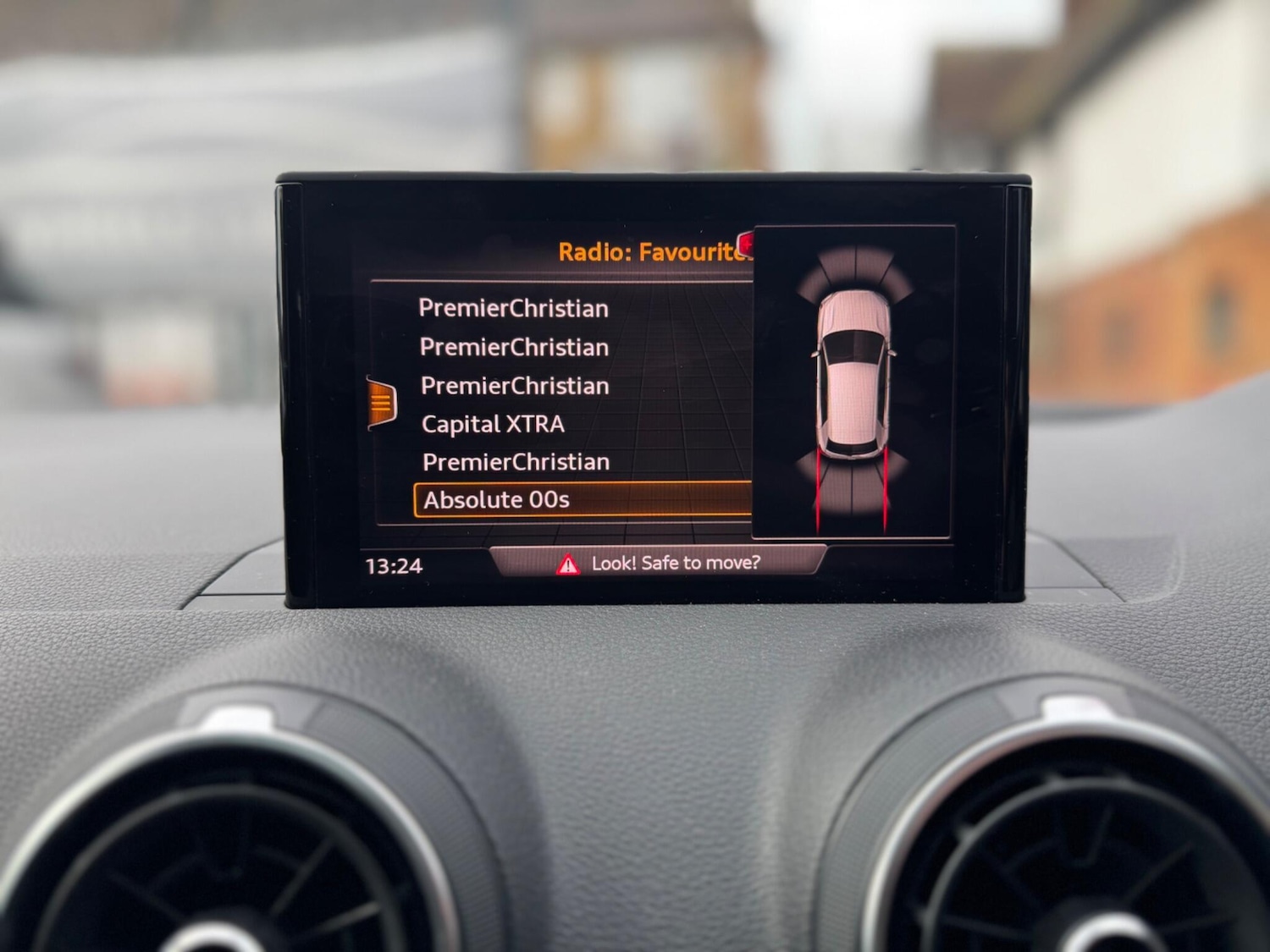 Used Audi Q2 2017 for sale - 77412309: Photo 29