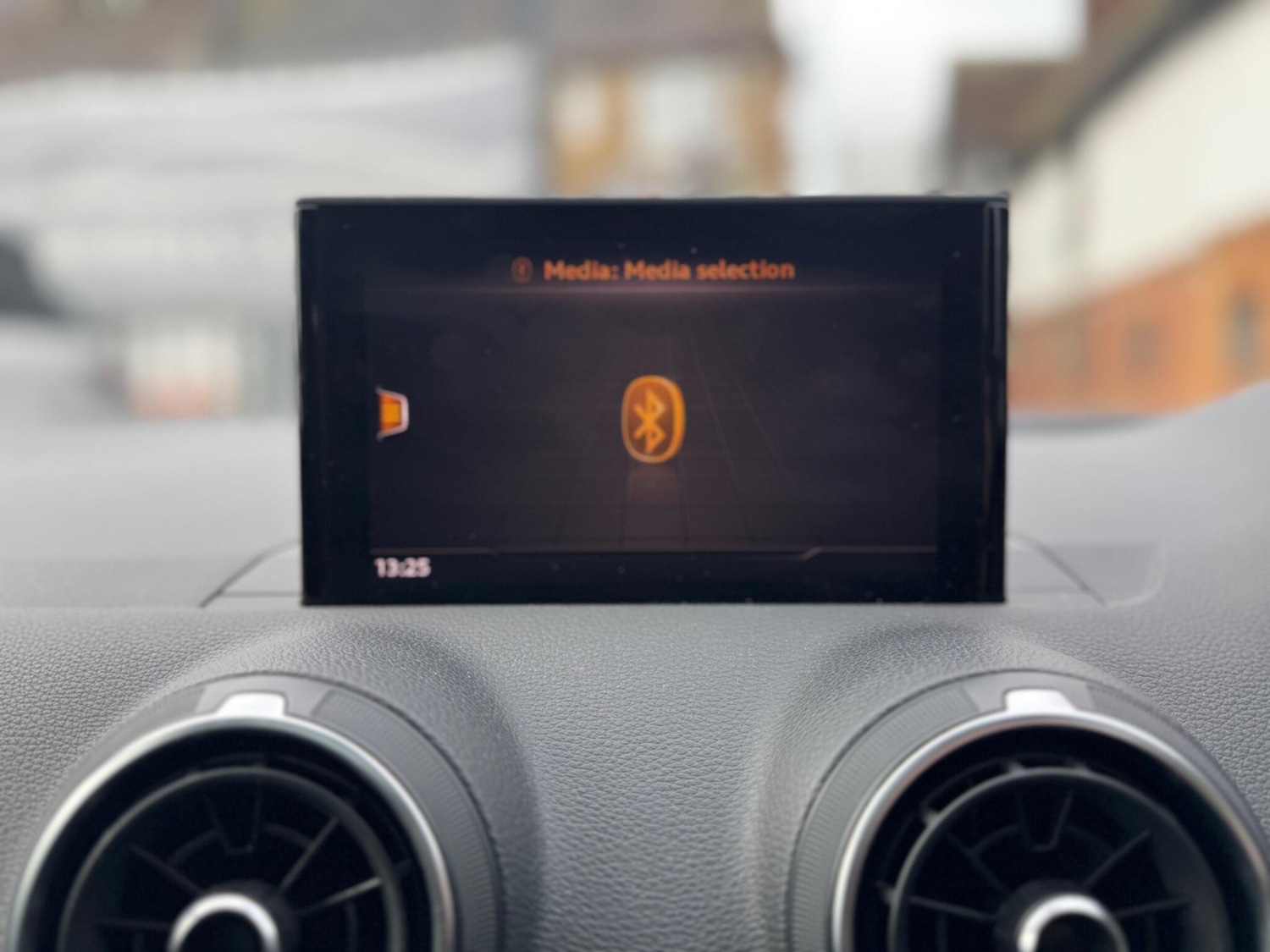 Used Audi Q2 2017 for sale - 77412309: Photo 30