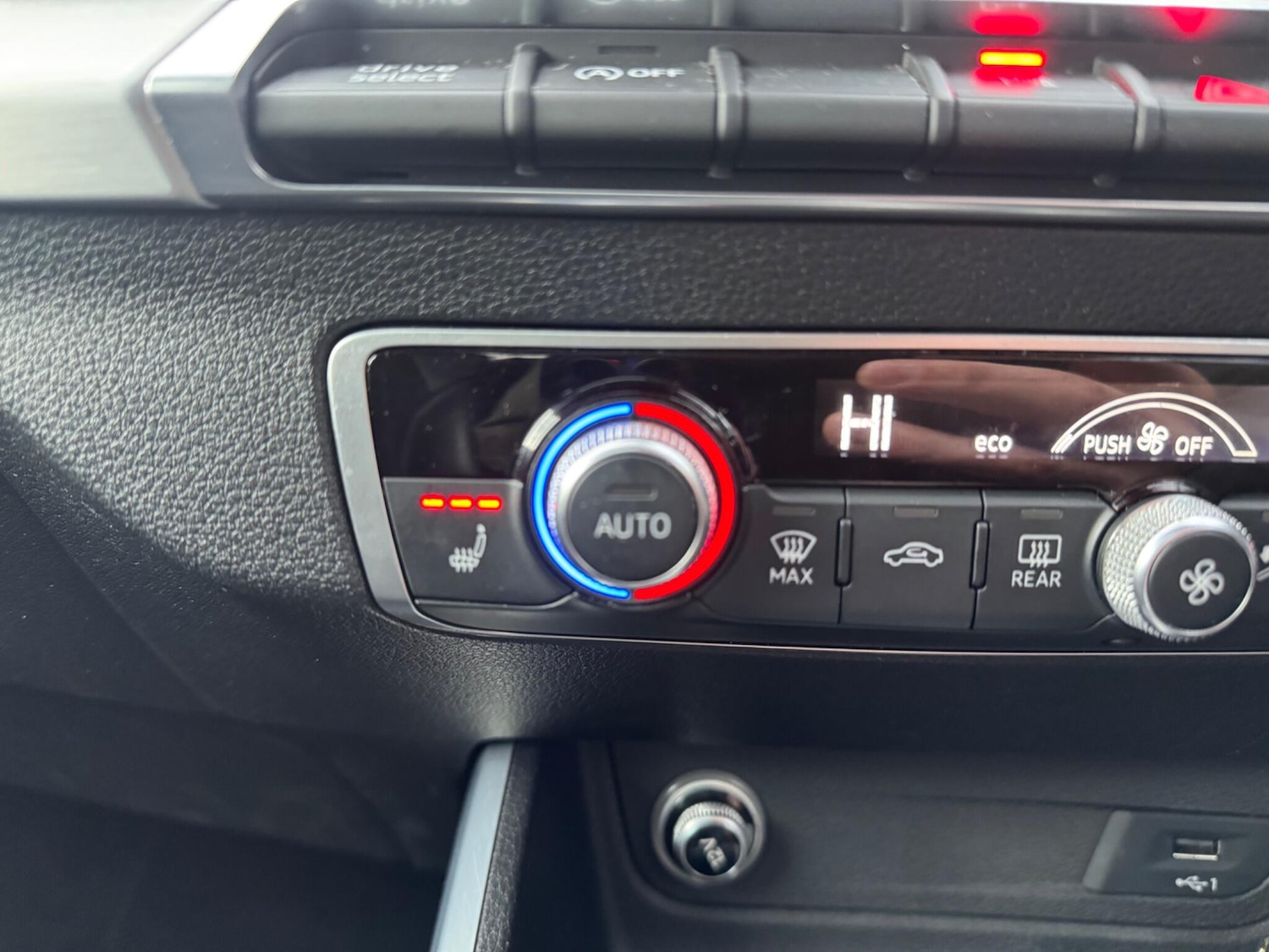 Used Audi Q2 2017 for sale - 77412309: Photo 33