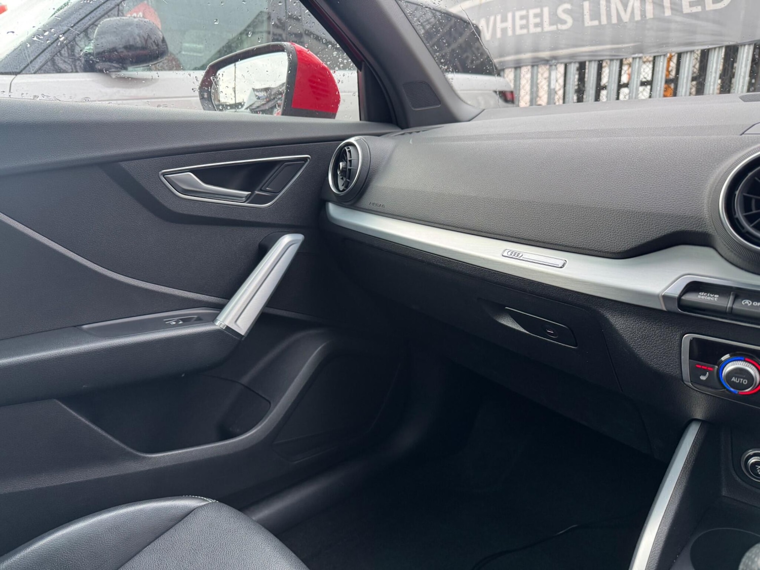 Used Audi Q2 2017 for sale - 77412309: Photo 39