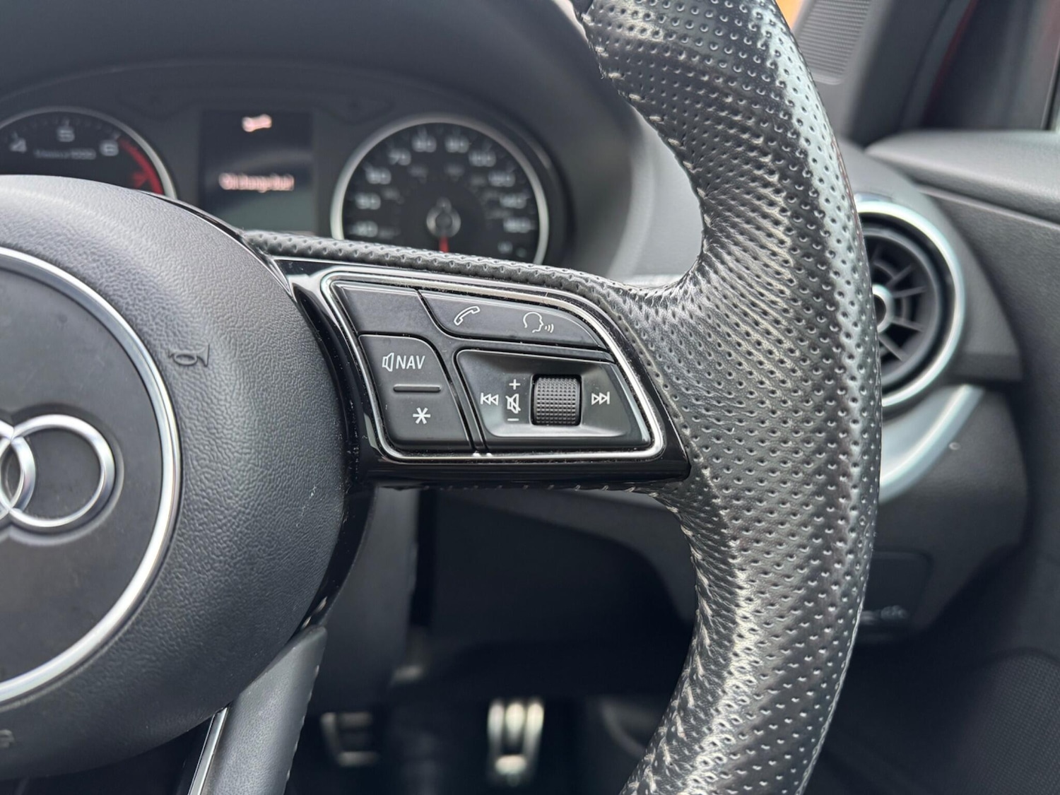 Used Audi Q2 2017 for sale - 77412309: Photo 41