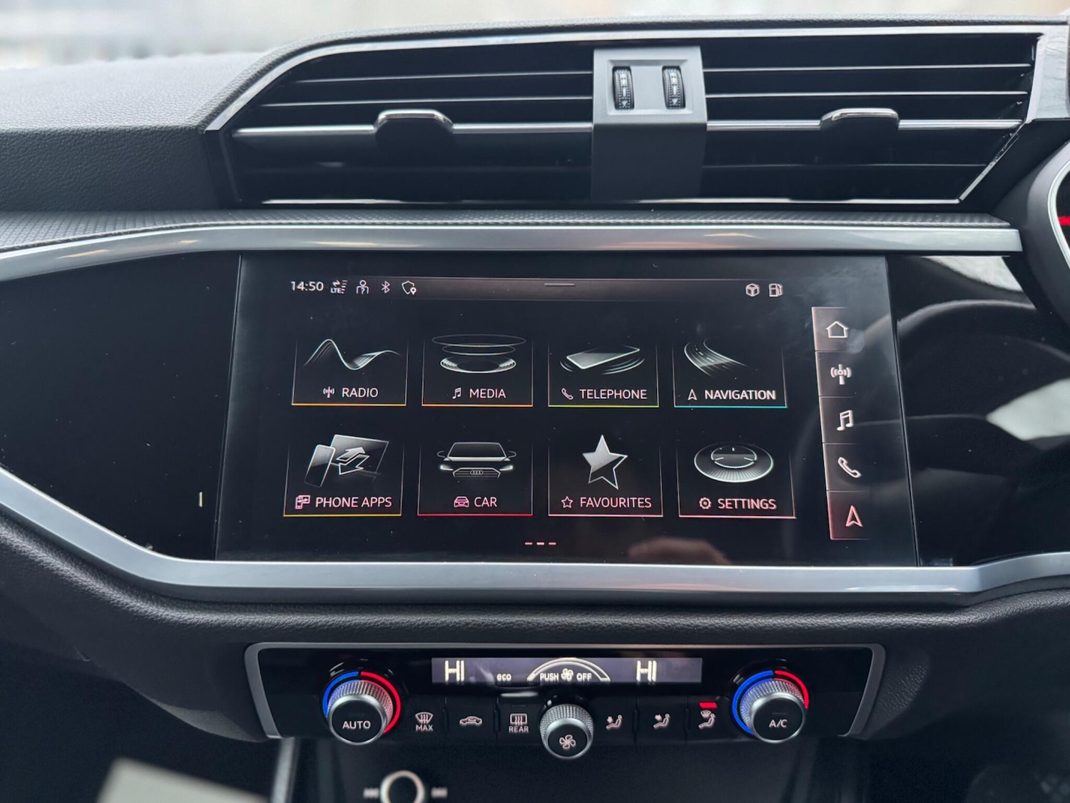 Used Audi Q3 2022 for sale - 76886291: Photo 33