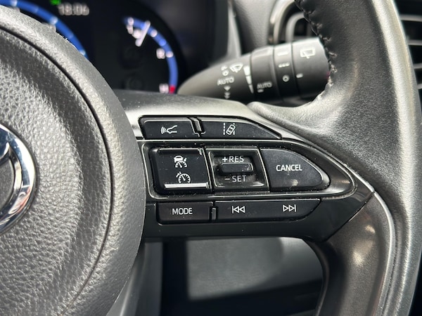 Used Toyota Yaris Cross 2022 for sale - 74861761: Photo 10