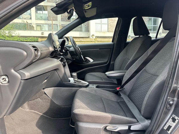Used Toyota Yaris Cross 2022 for sale - 74861761: Photo 9