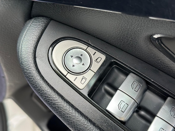 Used Mercedes-Benz GLC 2019 for sale - 75302101: Photo 20