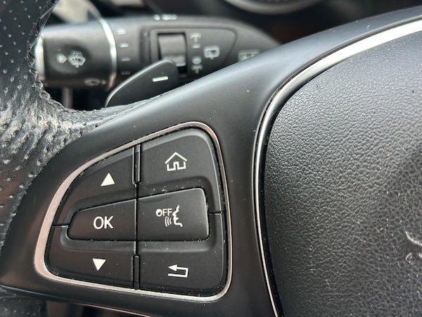 Used Mercedes-Benz GLC 2019 for sale - 75302101: Photo 33