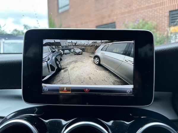 Used Mercedes-Benz GLC 2019 for sale - 75302101: Photo 36