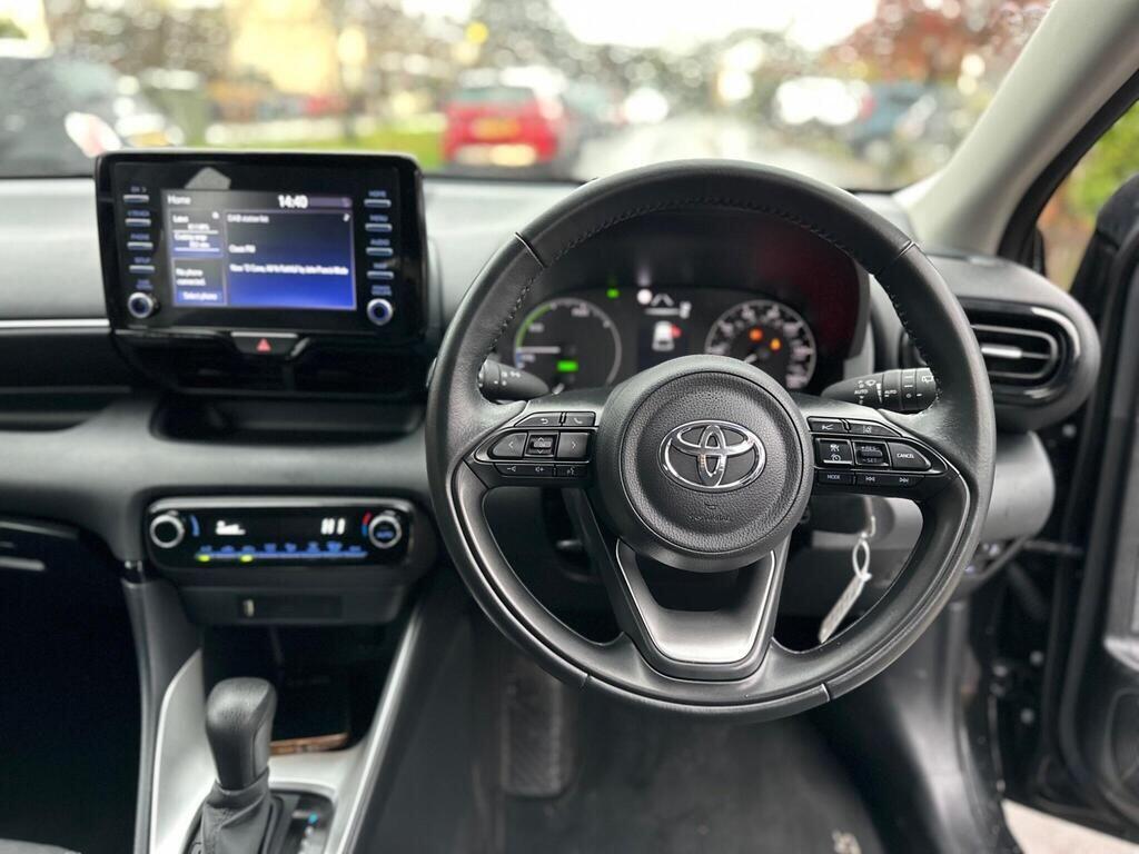 Used Toyota Yaris 2022 for sale - 77098132: Photo 15