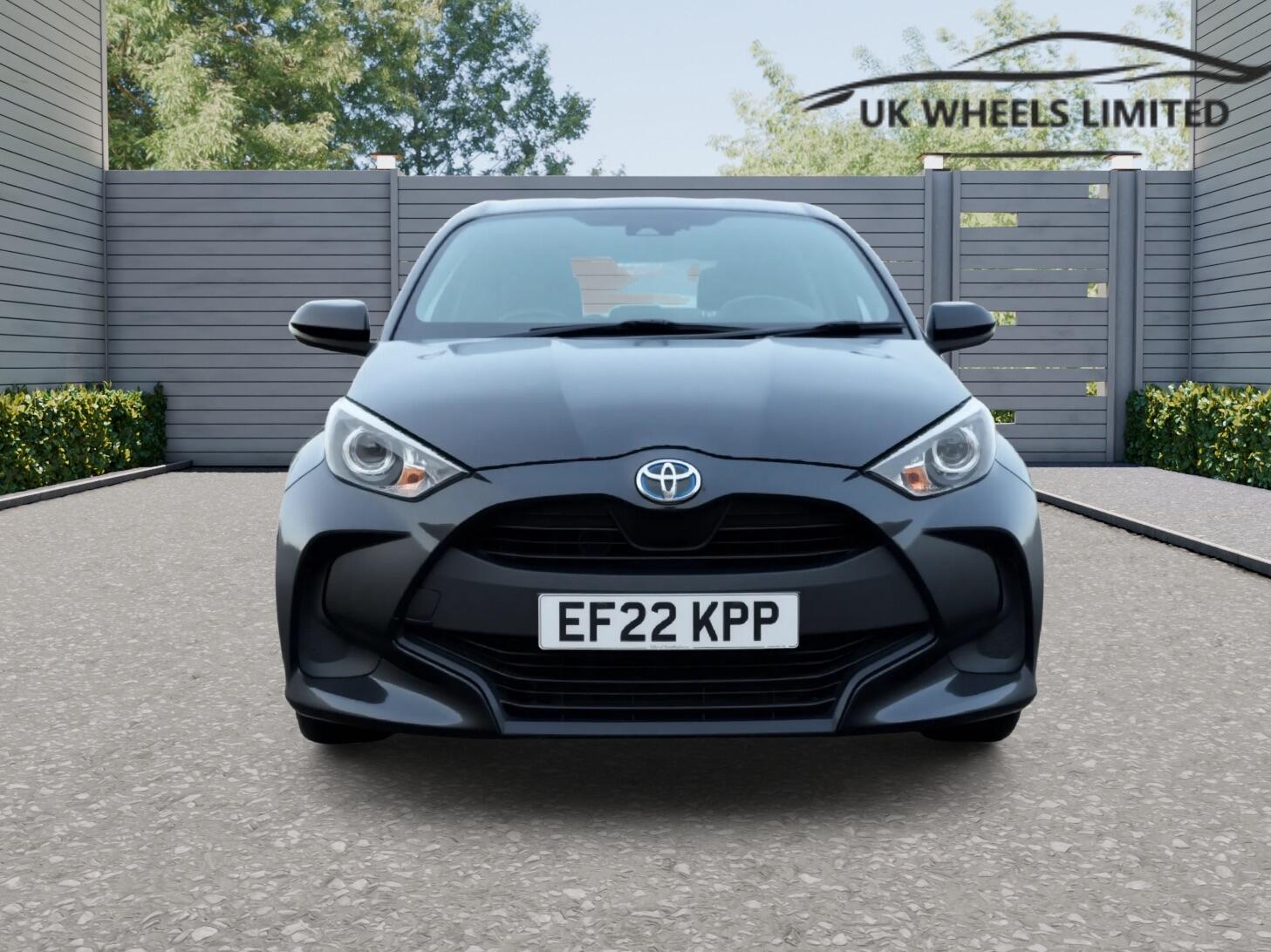 Used Toyota Yaris 2022 for sale - 77098132: Photo 3
