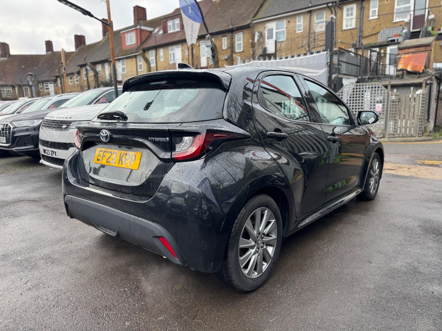 Used Toyota Yaris 2022 for sale - 77098132: Photo 9