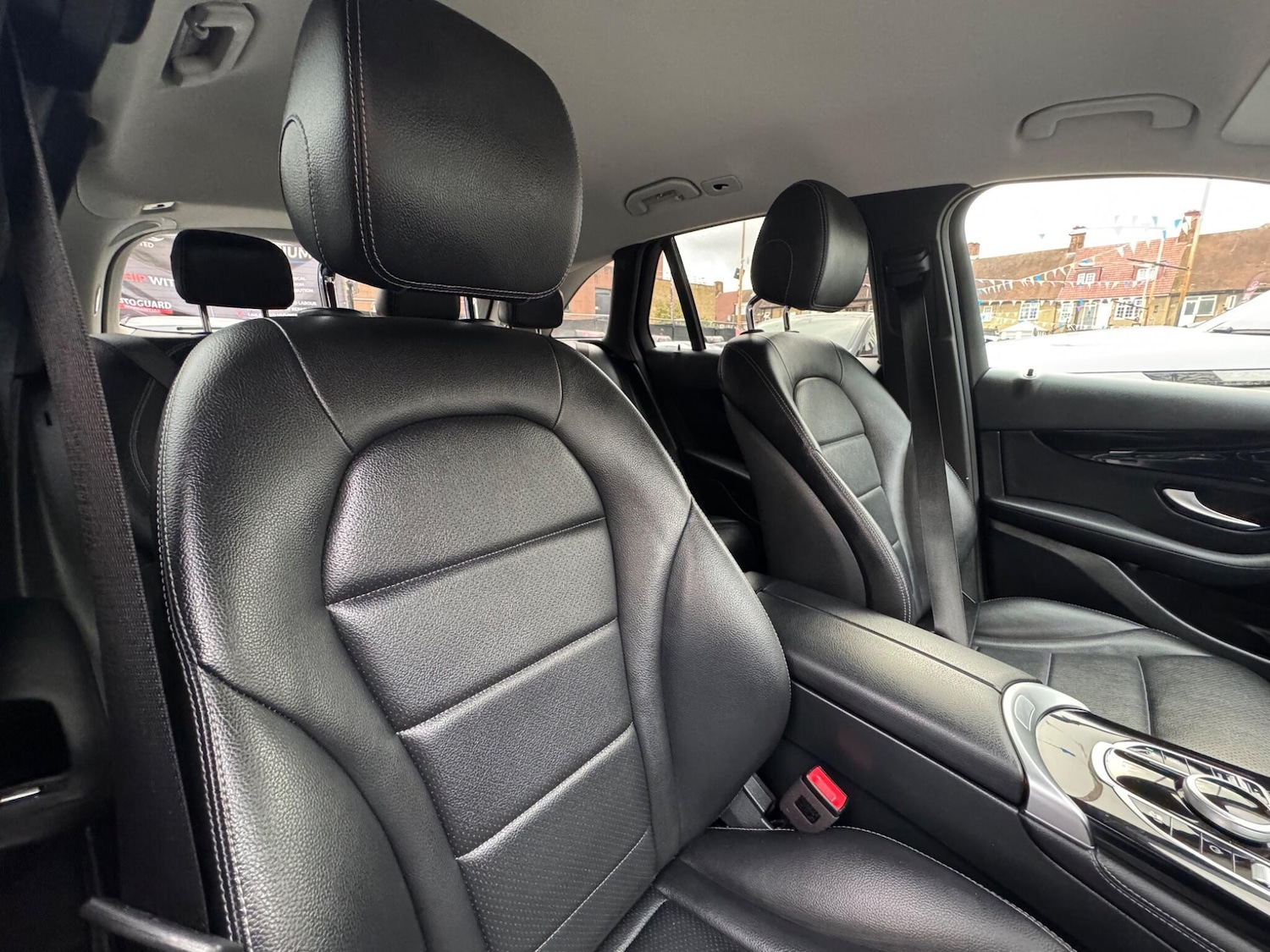 Used Mercedes-Benz GLC 2018 for sale - 76498718: Photo 27