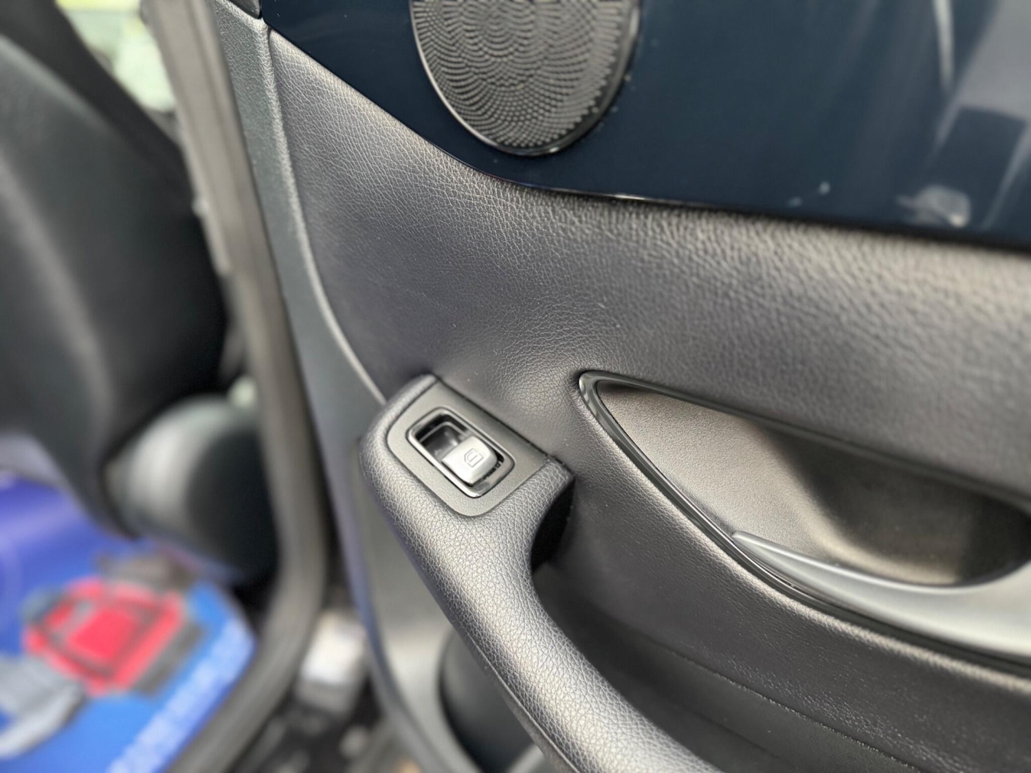 Used Mercedes-Benz GLC 2018 for sale - 76498718: Photo 32