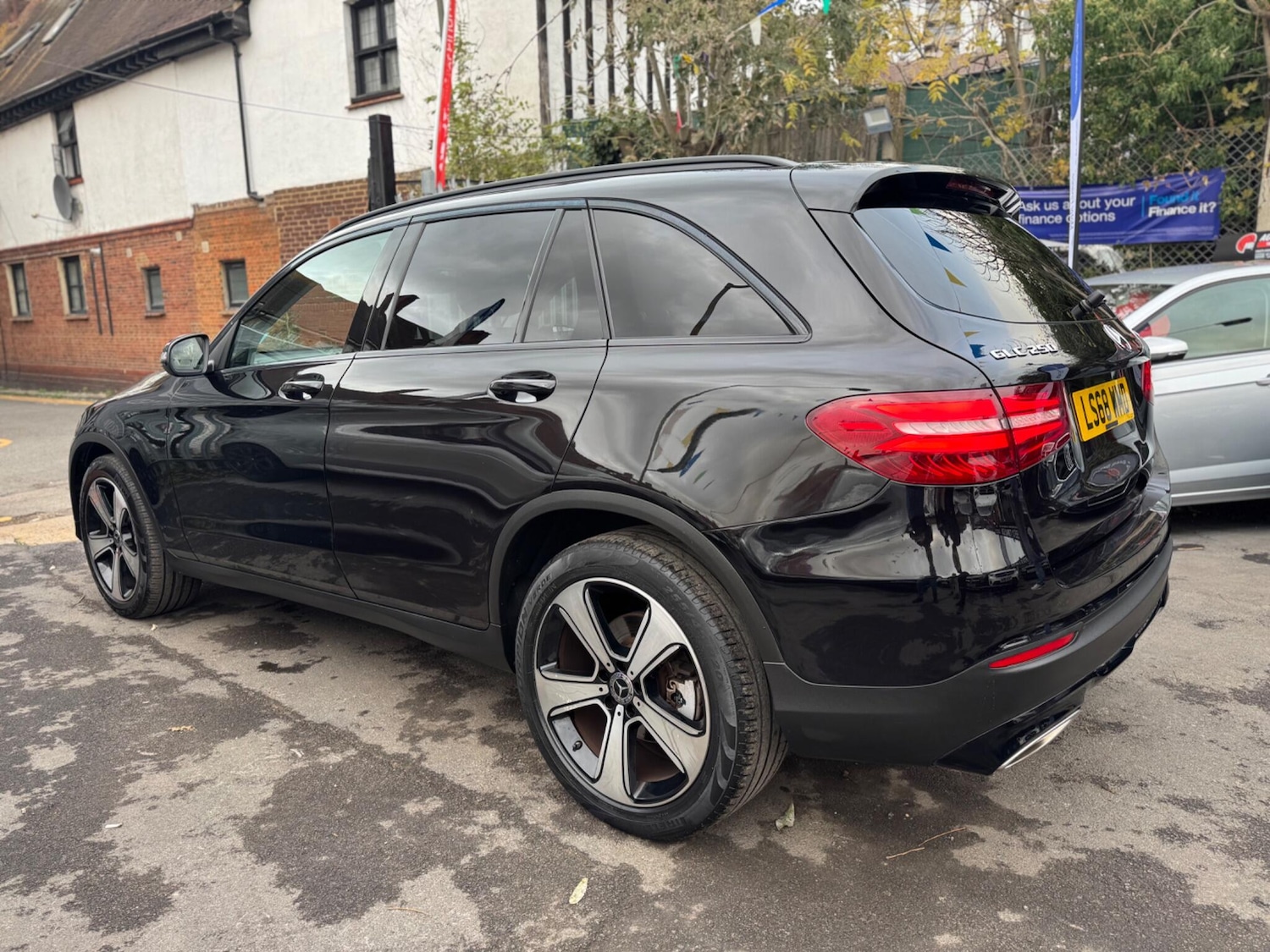 Used Mercedes-Benz GLC 2018 for sale - 76498718: Photo 7