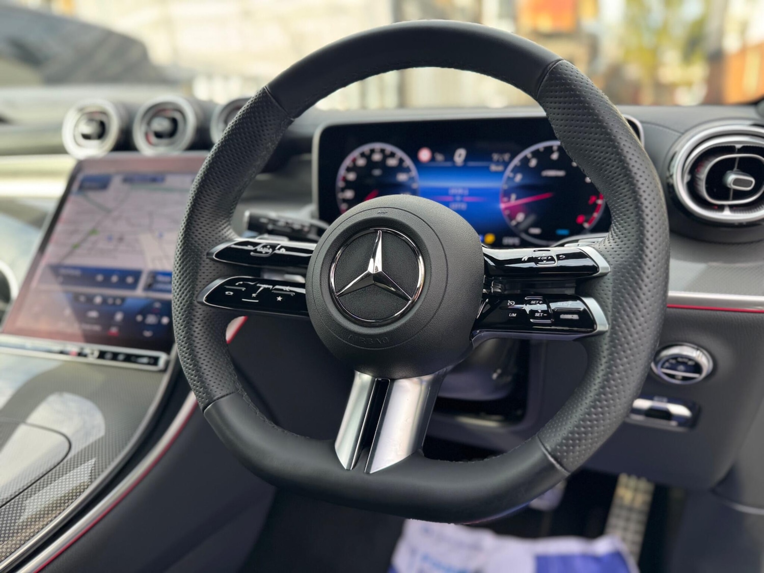 Used Mercedes-Benz GLC 2023 for sale - 76990065: Photo 36