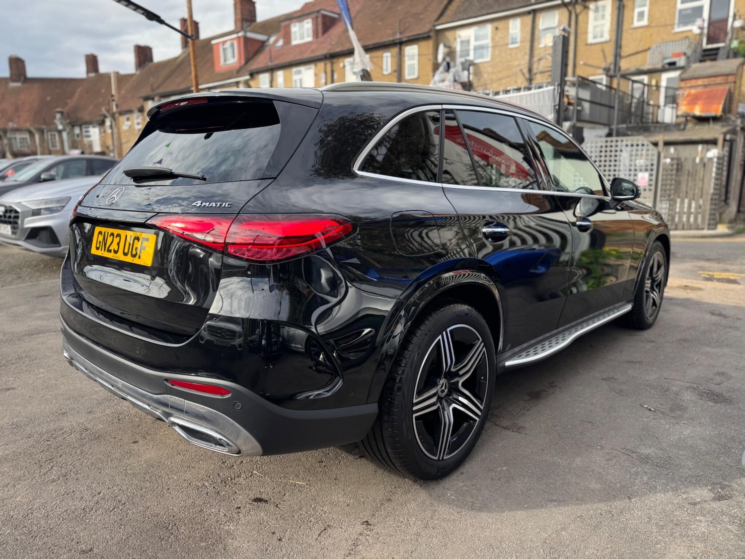 Used Mercedes-Benz GLC 2023 for sale - 76990065: Photo 9