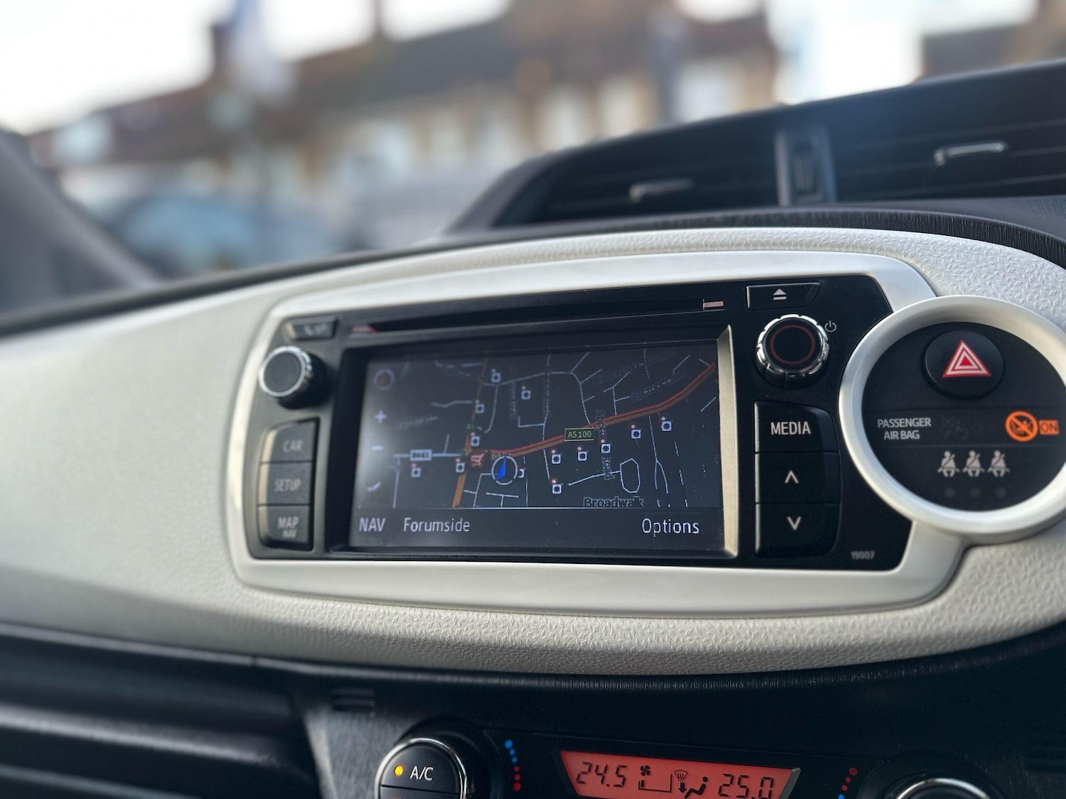 Used Toyota Yaris 2014 for sale - 76753042: Photo 24