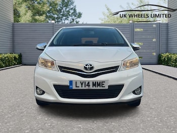 Used Toyota Yaris 2014 for sale - 76753042: Photo