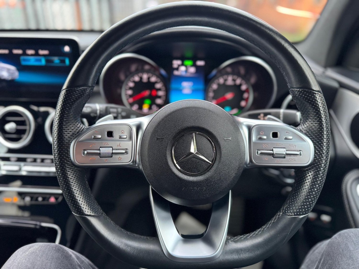 Used Mercedes-Benz GLC 2022 for sale - 76511765: Photo 16