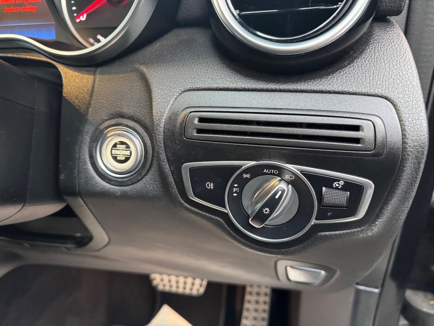 Used Mercedes-Benz GLC 2022 for sale - 76511765: Photo 38