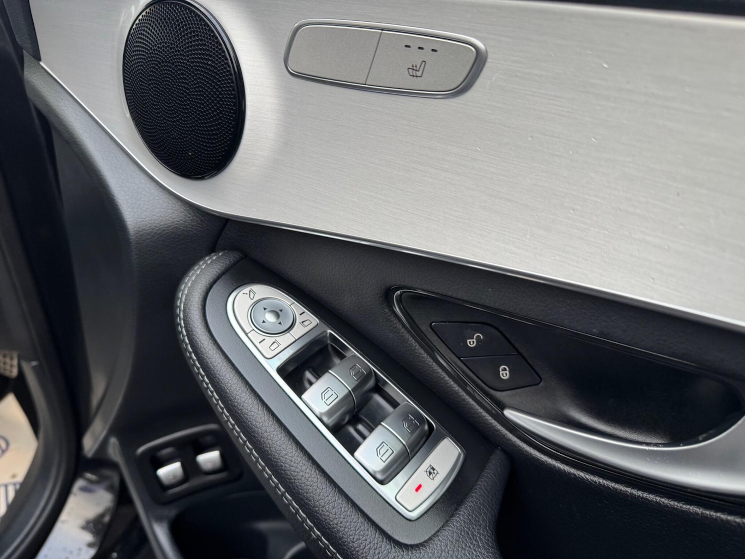 Used Mercedes-Benz GLC 2022 for sale - 76511765: Photo 40