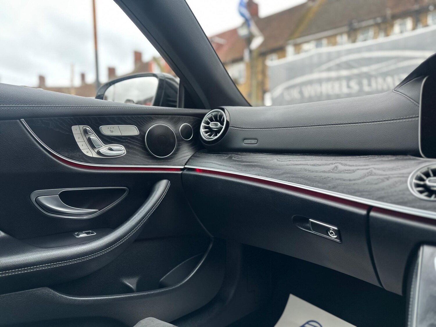 Used Mercedes-Benz E Class for sale - 77658790: Photo 22