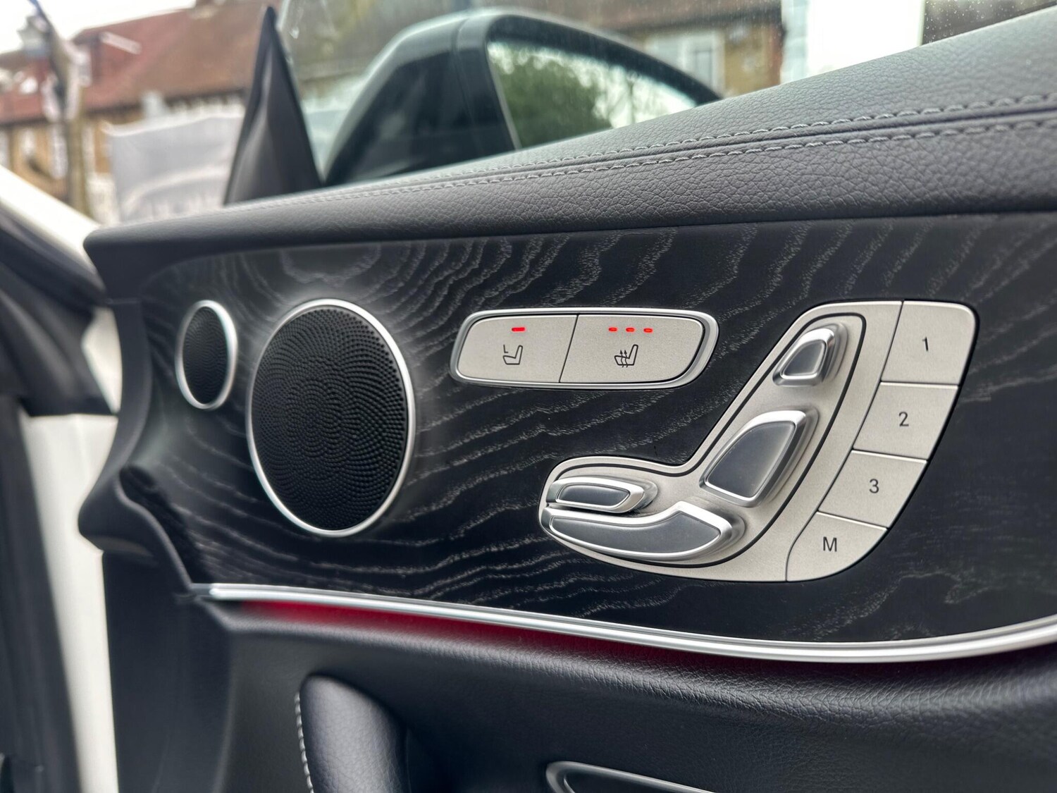 Used Mercedes-Benz E Class for sale - 77658790: Photo 31