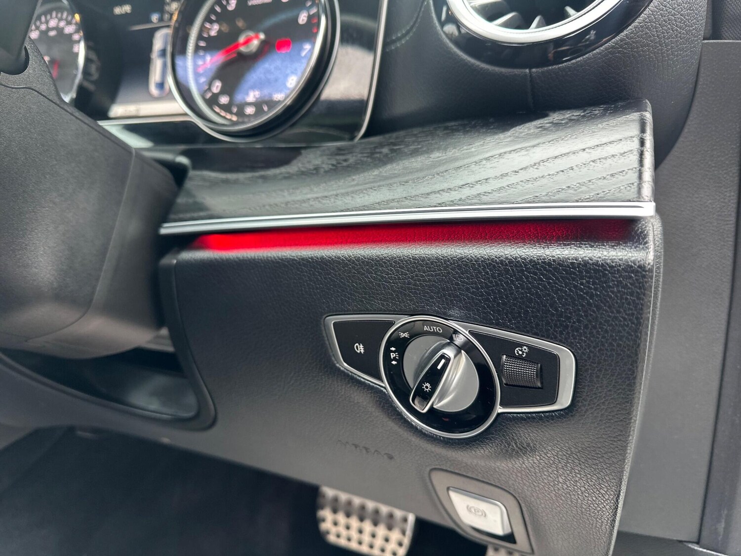 Used Mercedes-Benz E Class for sale - 77658790: Photo 33