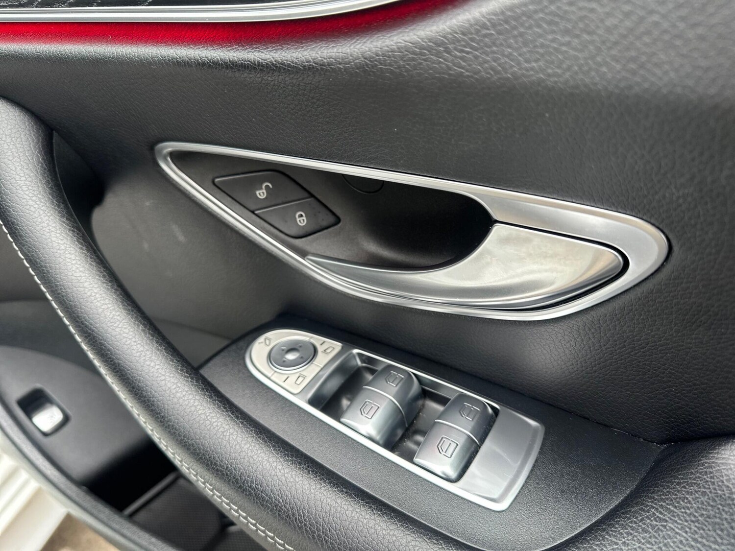 Used Mercedes-Benz E Class for sale - 77658790: Photo 37