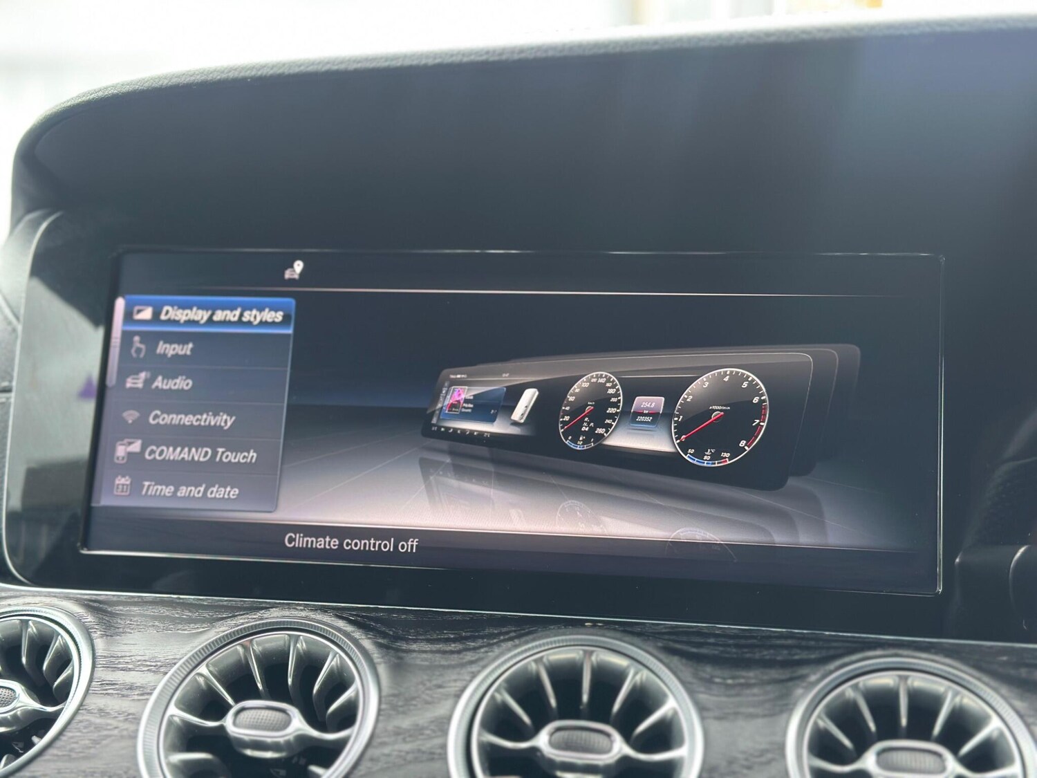 Used Mercedes-Benz E Class for sale - 77658790: Photo 44