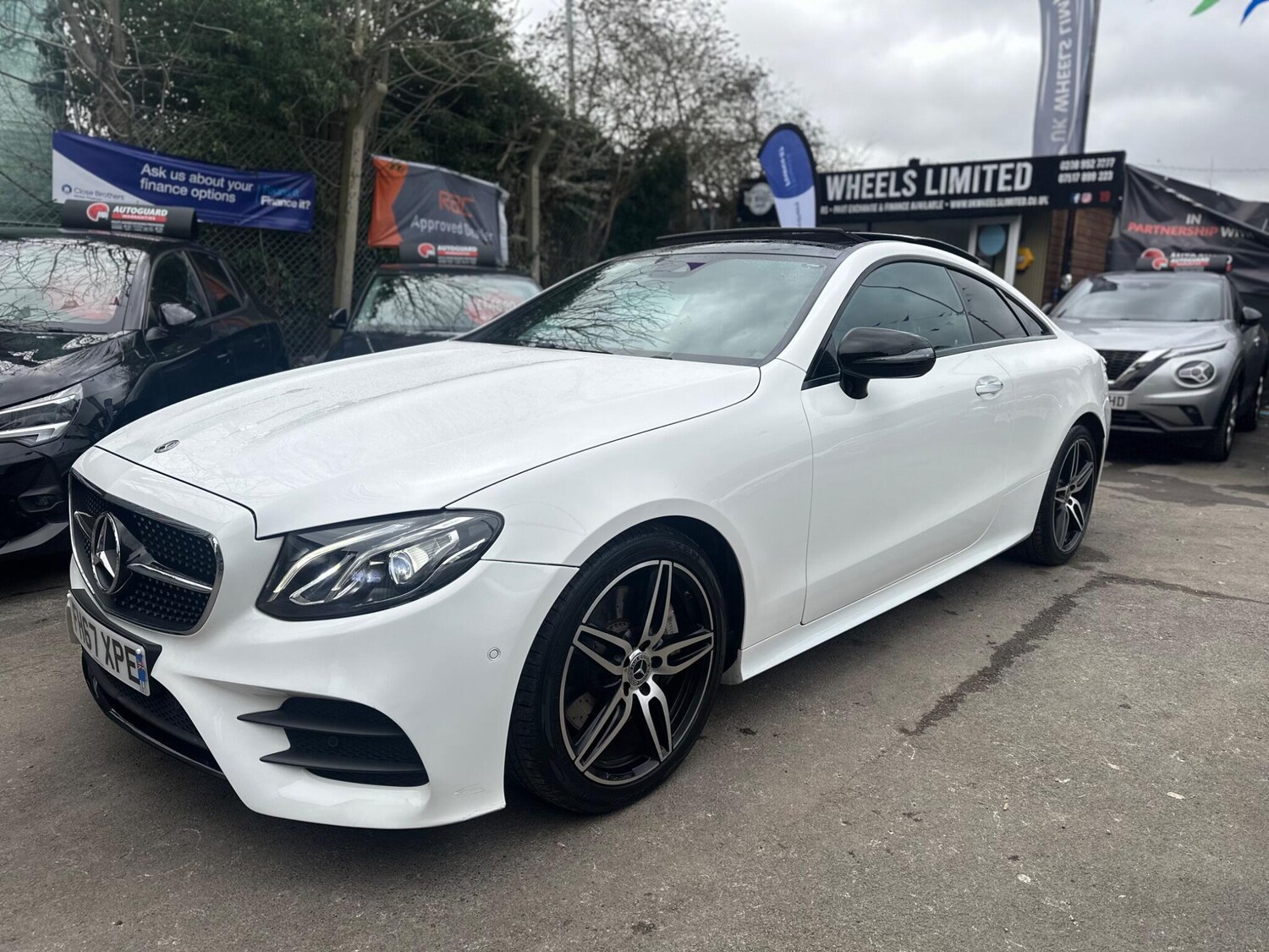 Used Mercedes-Benz E Class for sale - 77658790: Photo 6