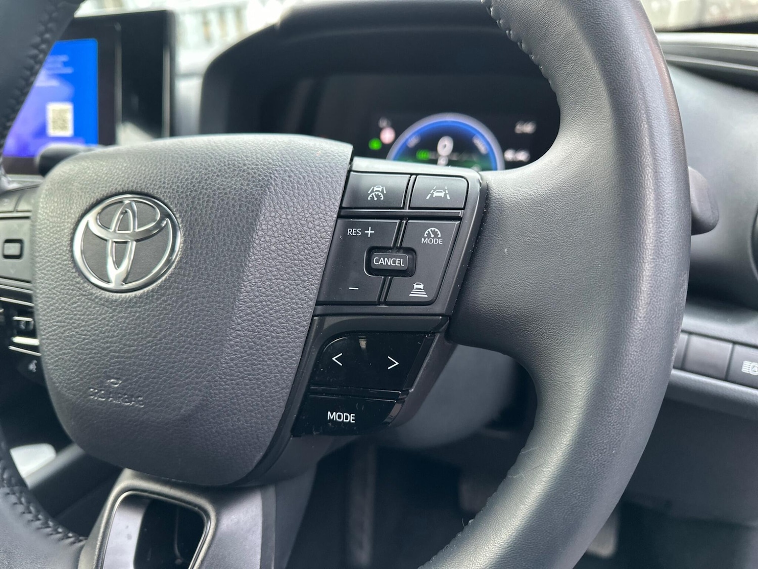 Used Toyota C-HR 2024 for sale - 77120410: Photo 20