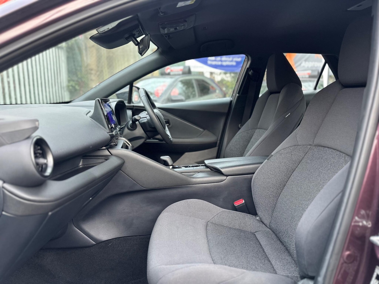 Used Toyota C-HR 2024 for sale - 77120410: Photo 37