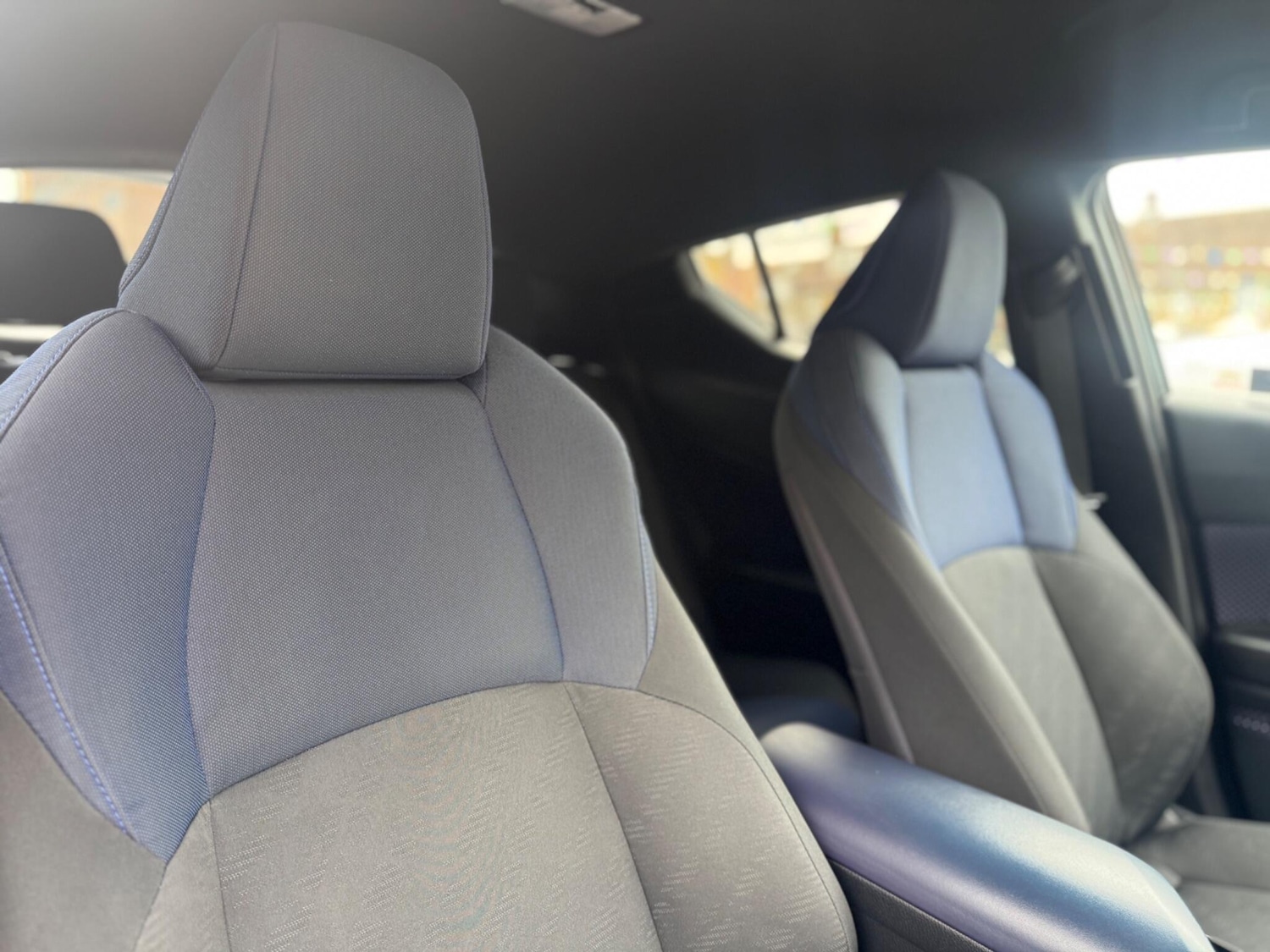 Used Toyota C-HR 2018 for sale - 78170165: Photo 14