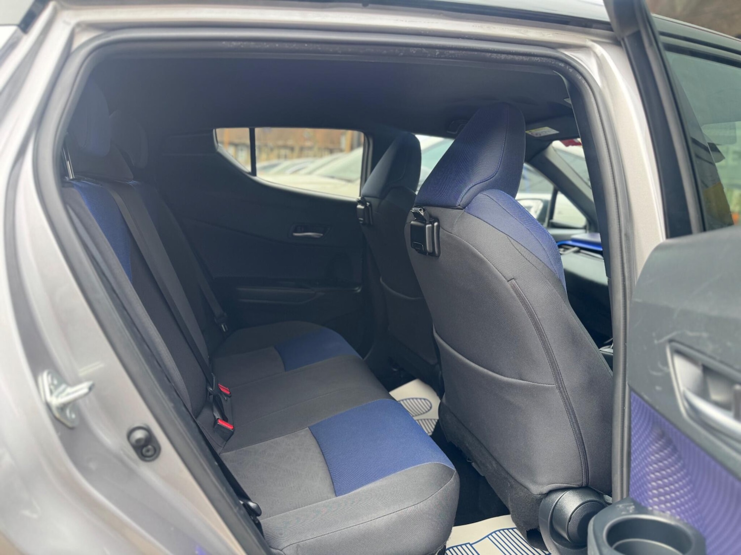 Used Toyota C-HR 2018 for sale - 78170165: Photo 15