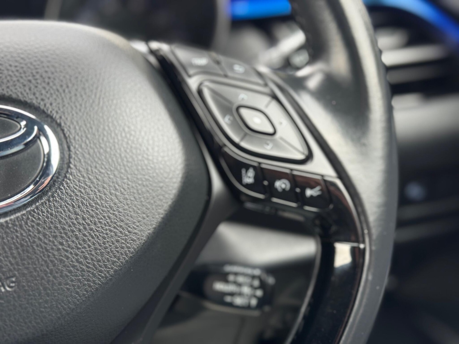 Used Toyota C-HR 2018 for sale - 78170165: Photo 20