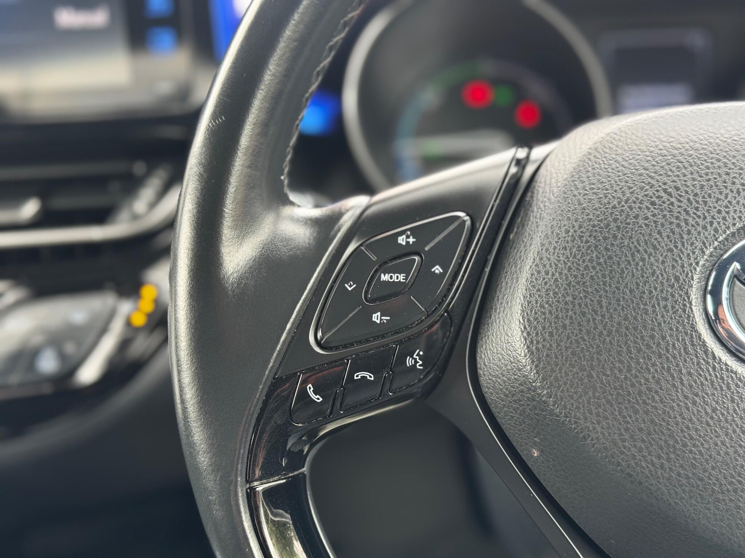 Used Toyota C-HR 2018 for sale - 78170165: Photo 21