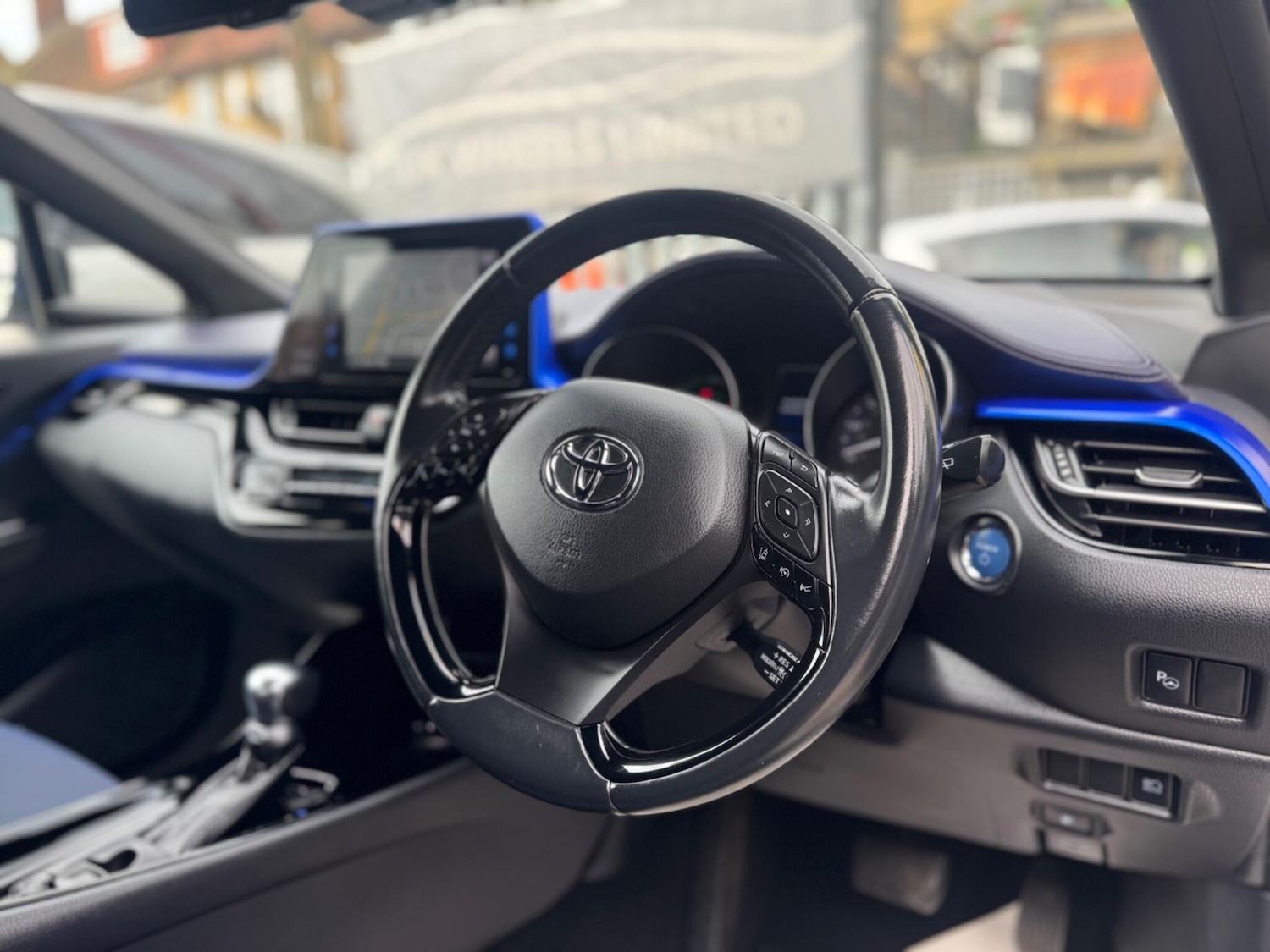Used Toyota C-HR 2018 for sale - 78170165: Photo 33