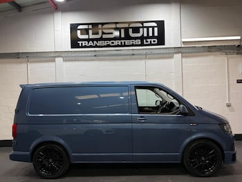 Used Volkswagen Transporter 2015 for sale - 78436861: Photo