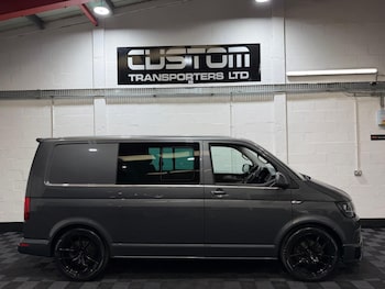 Used Volkswagen Transporter 2018 for sale - 79099441: Photo