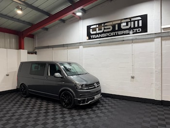Used Volkswagen Transporter 2018 for sale - 79099441: Photo