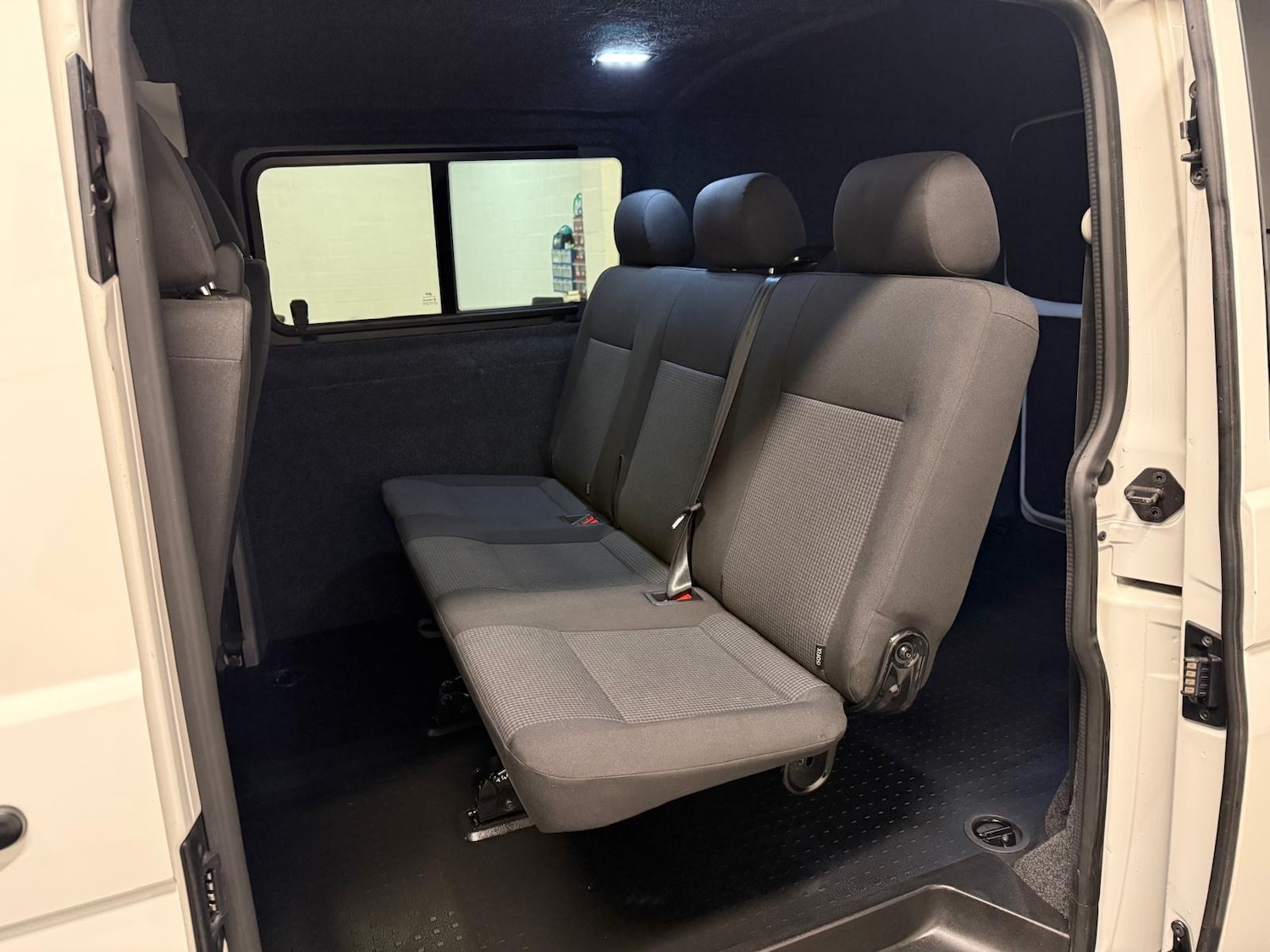 Used Volkswagen Transporter 2023 for sale - 77241176: Photo 12